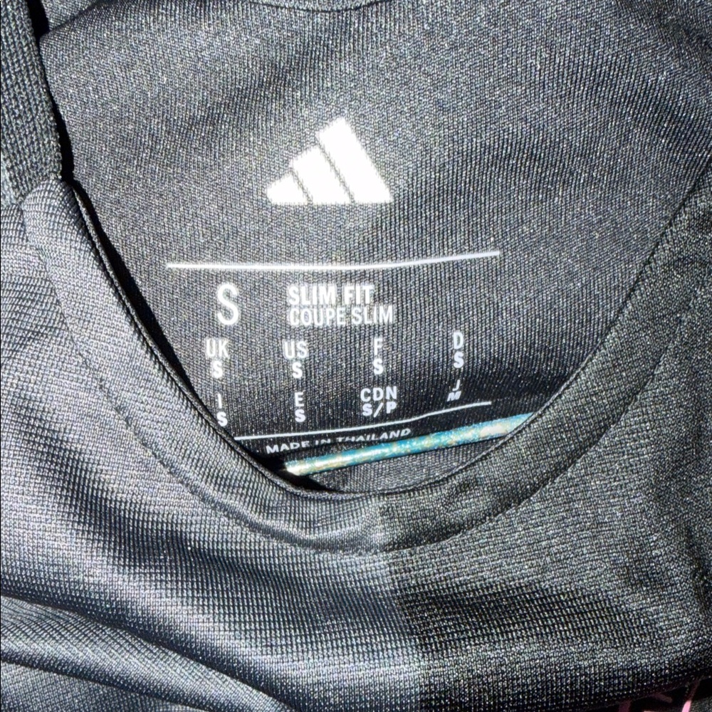 Adidas Messi Black and Pink Men's Jersey RETAILS $180!!! Size small - Picture 6 of 10
